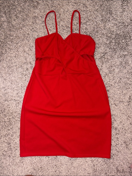 PrettyLittleThing Dresses & Skirts - PrettyLittleThing Red Spaghetti Strap Mini Dress